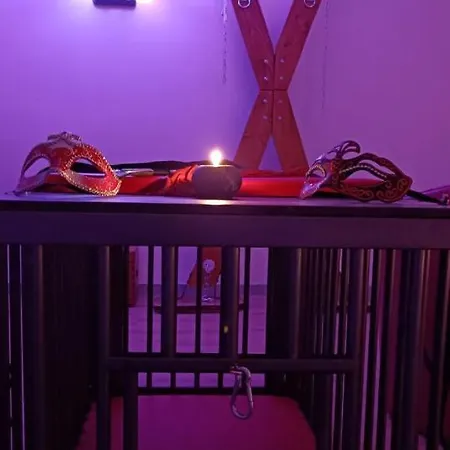 L'annexe - Appart Donjon Bdsm Apartment